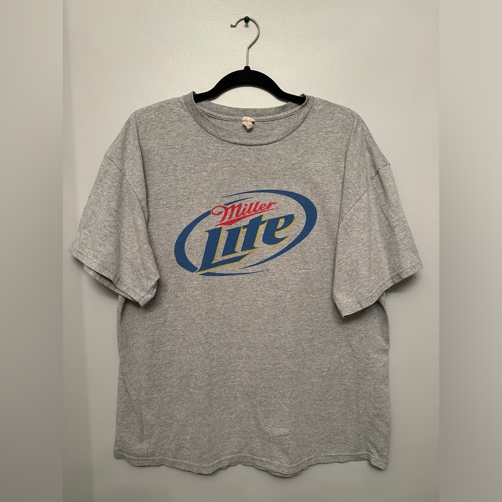 Vintage Miller Lite graphic t-shirt